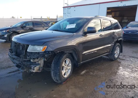 2014 Jeep Grand Cherokee Laredo z USA, uszkodzony, nr VIN 1C4RJFAG5EC146970